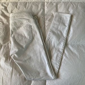 HOLLISTER white low waisted jeans